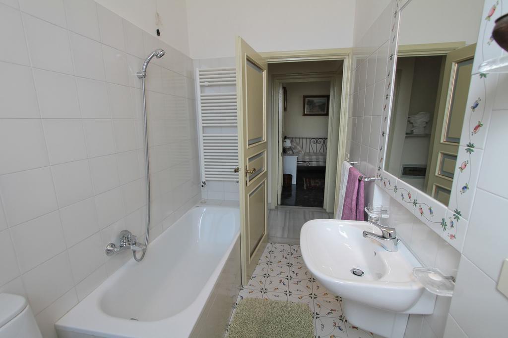 Il Diospero B&B Florence Room photo